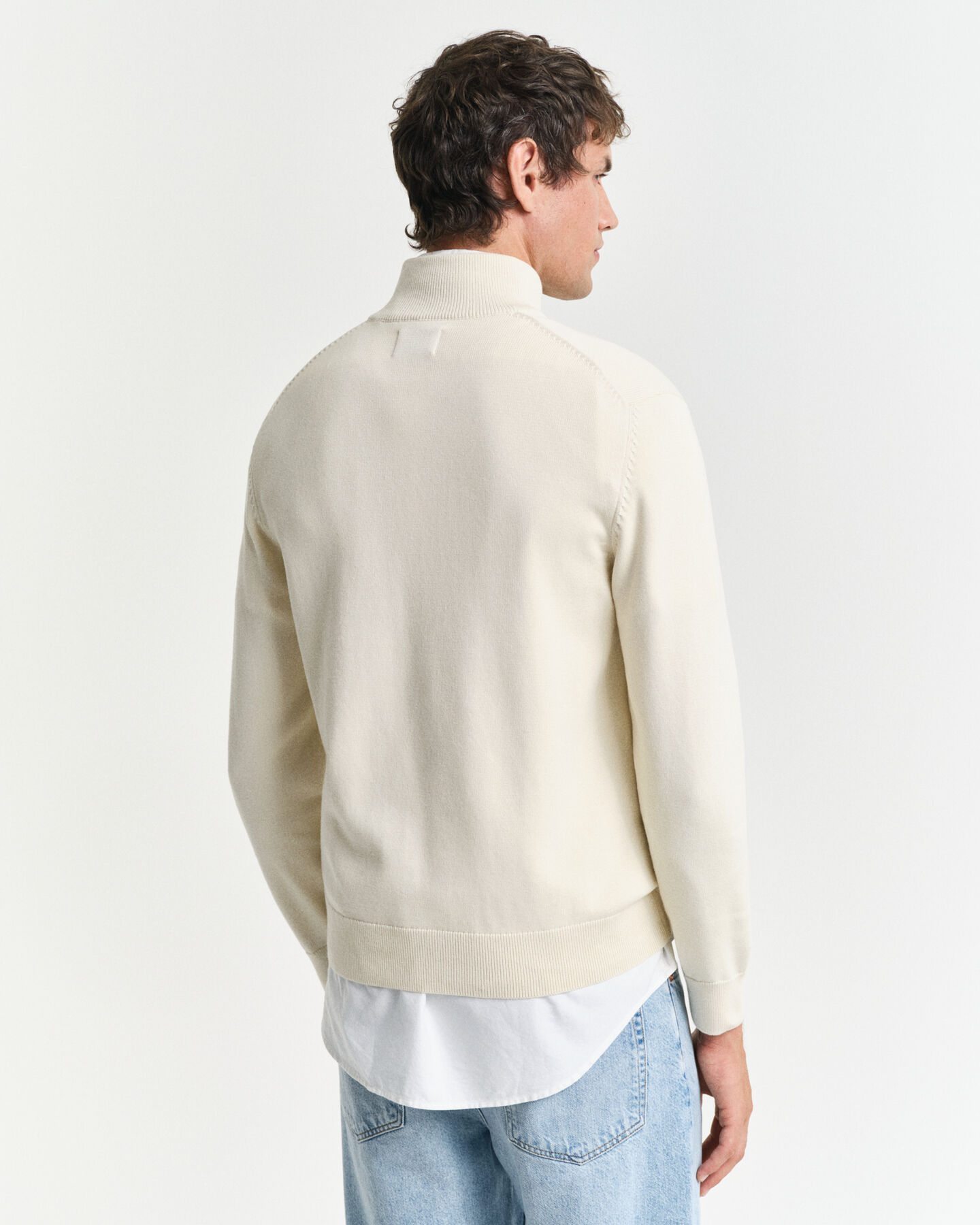 Tr&ouml;ja med half-zip och marina flaggor