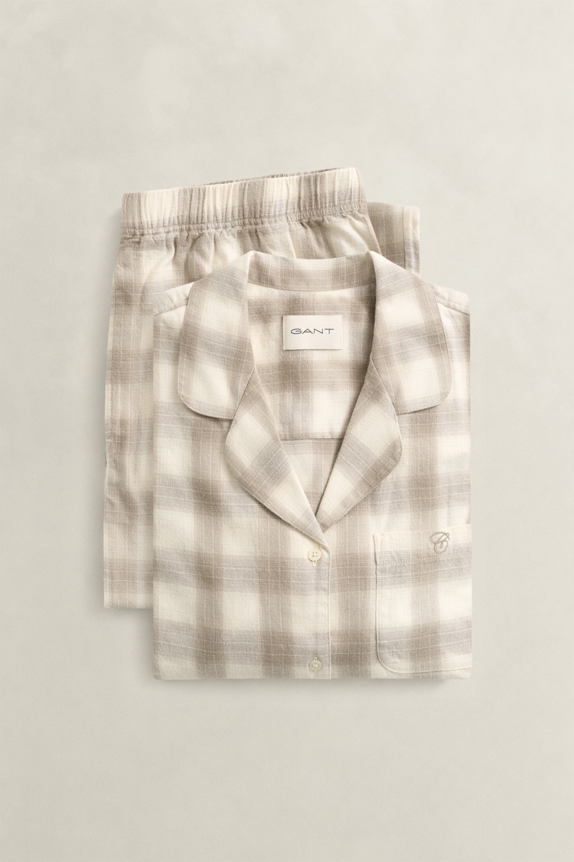 Rutigt pyjamasset i flanell