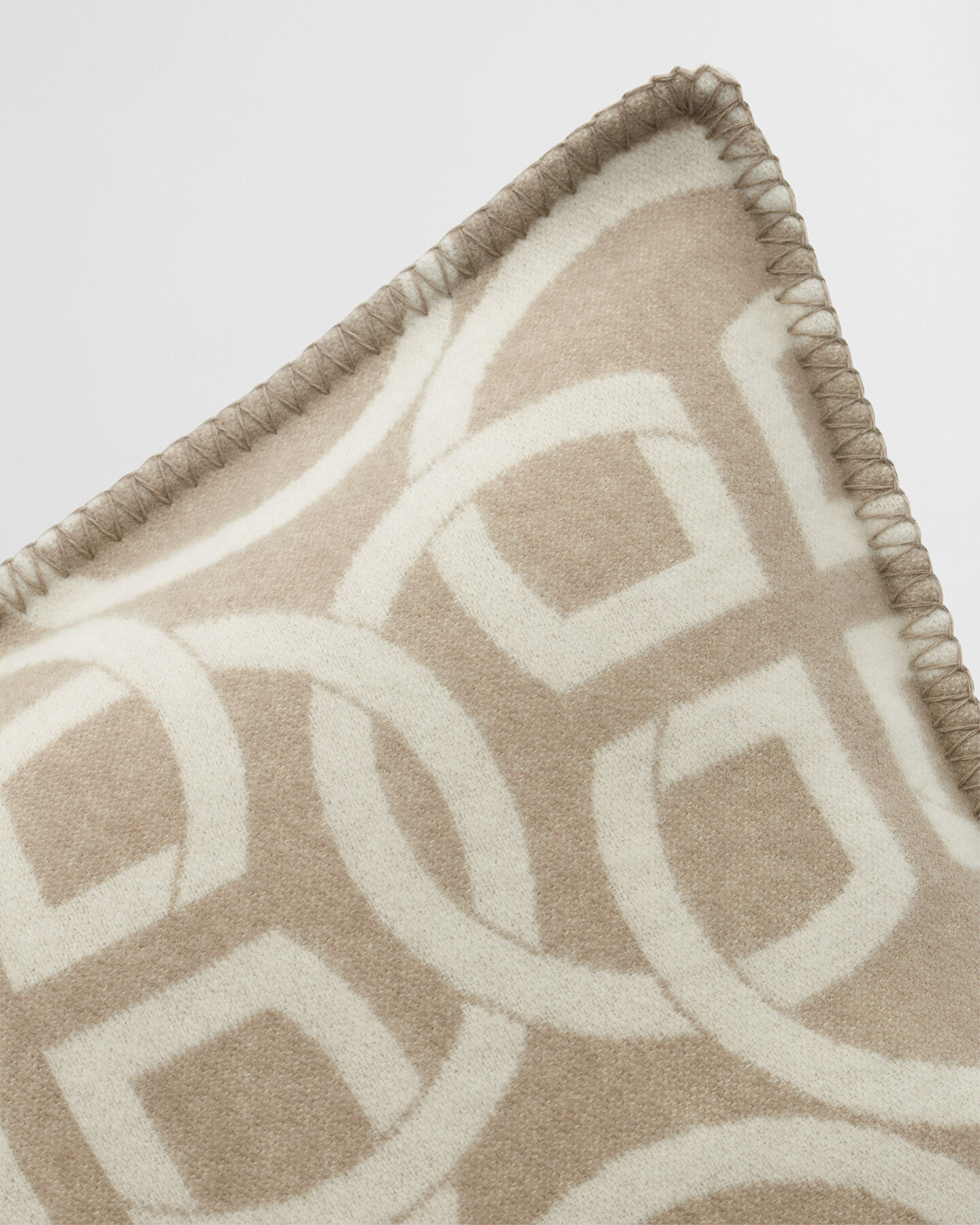 Monogram kuddfodral i ull