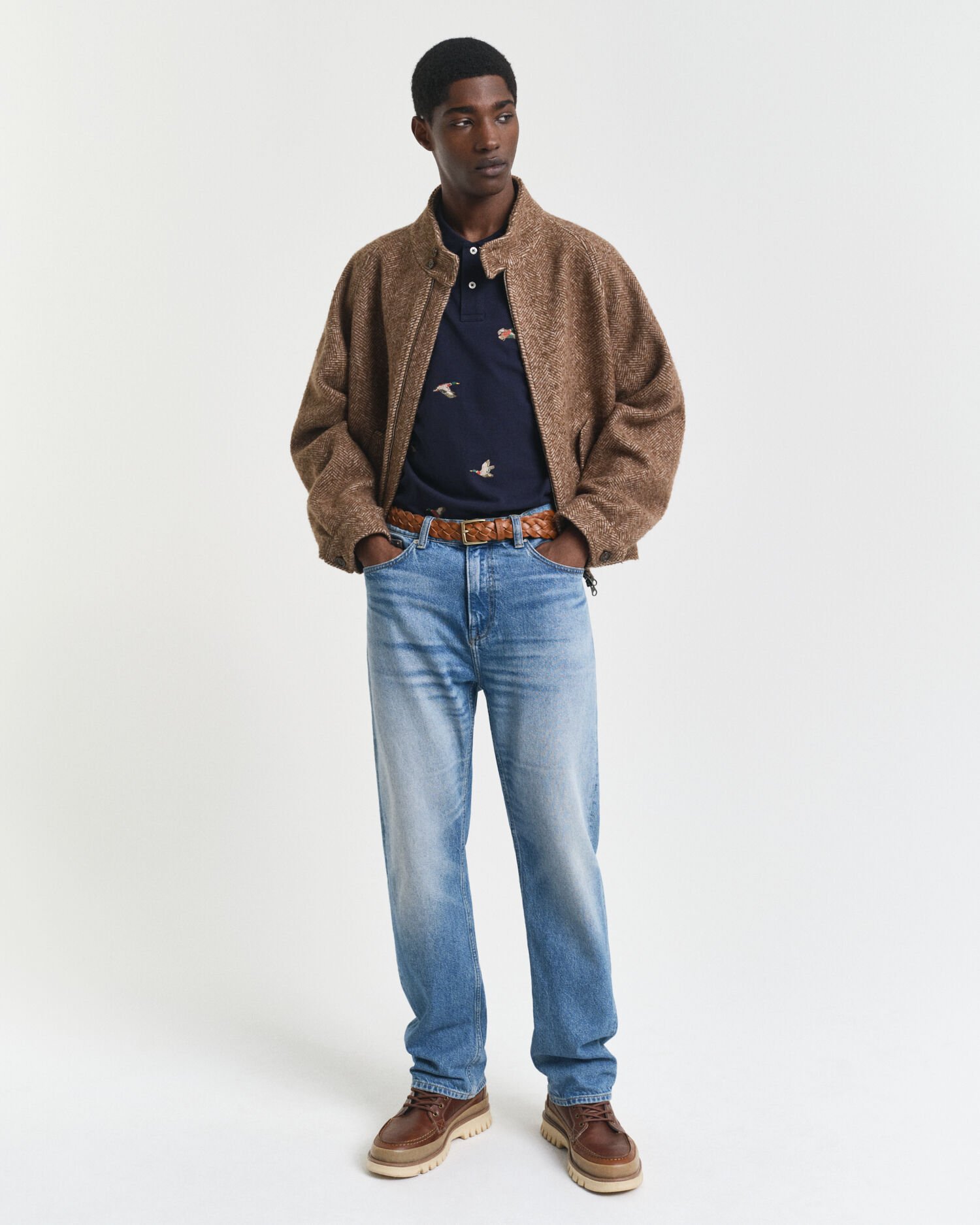 Broderad pikétröja