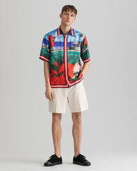 Relaxed fit Scenery sidenskjorta med kort ärm