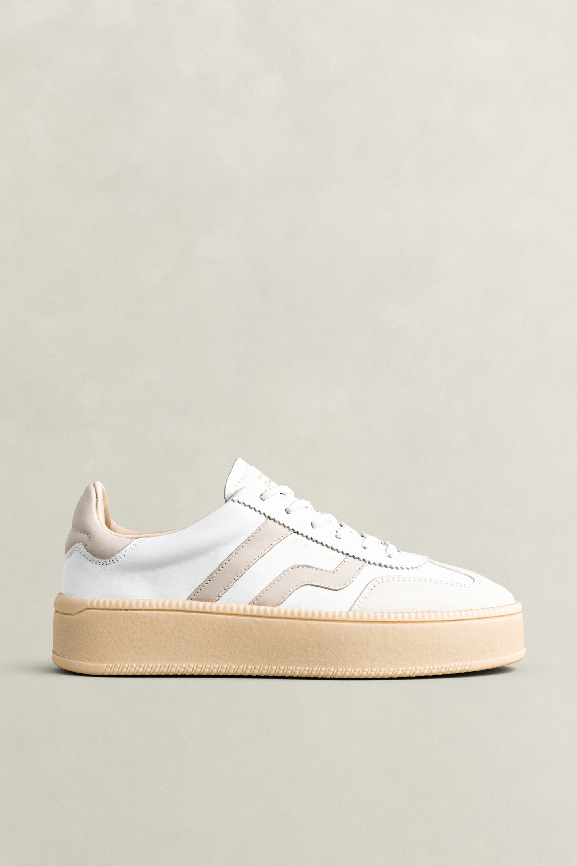Cuzmani sneakers i läder