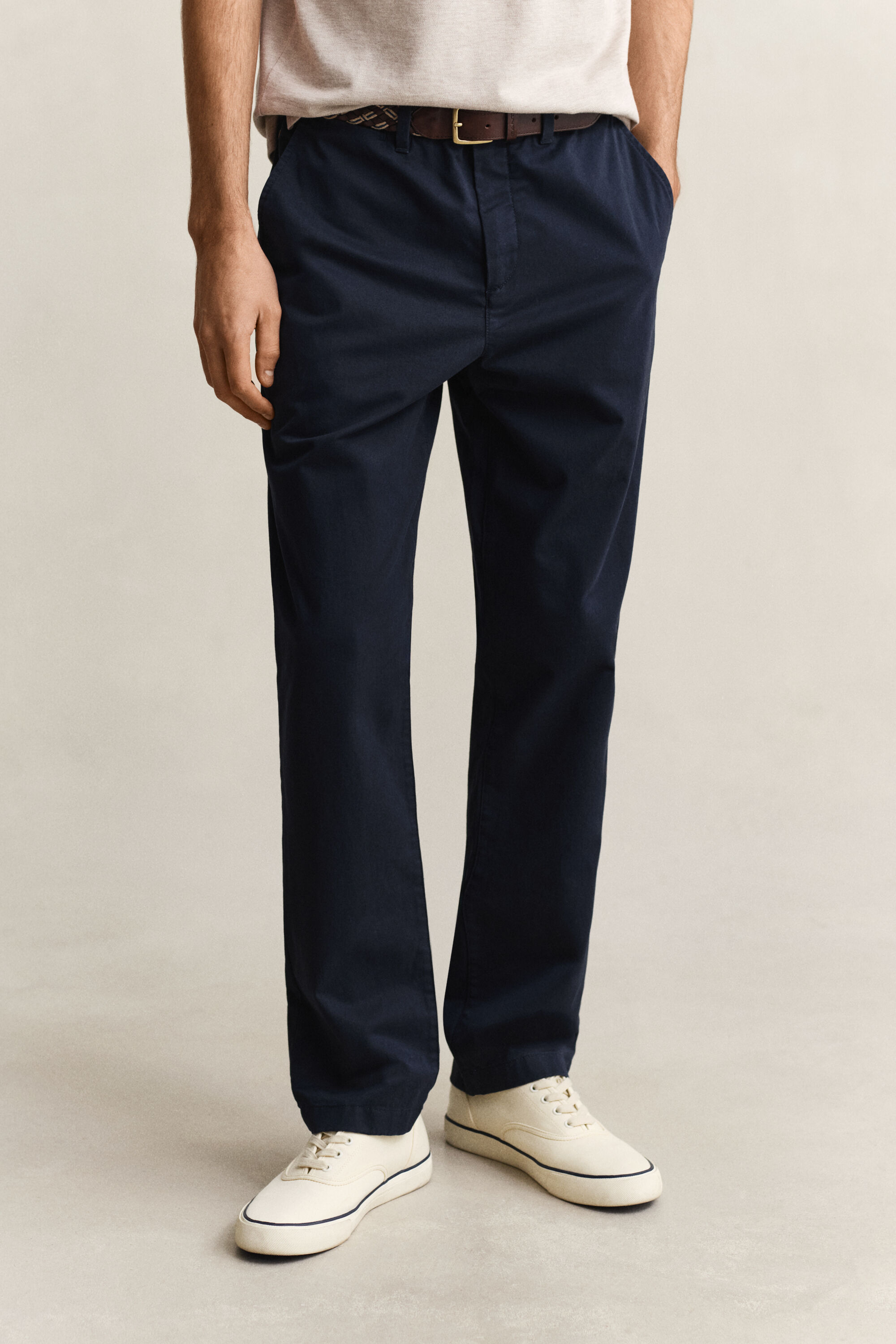 Klassiska chinos med regular fit