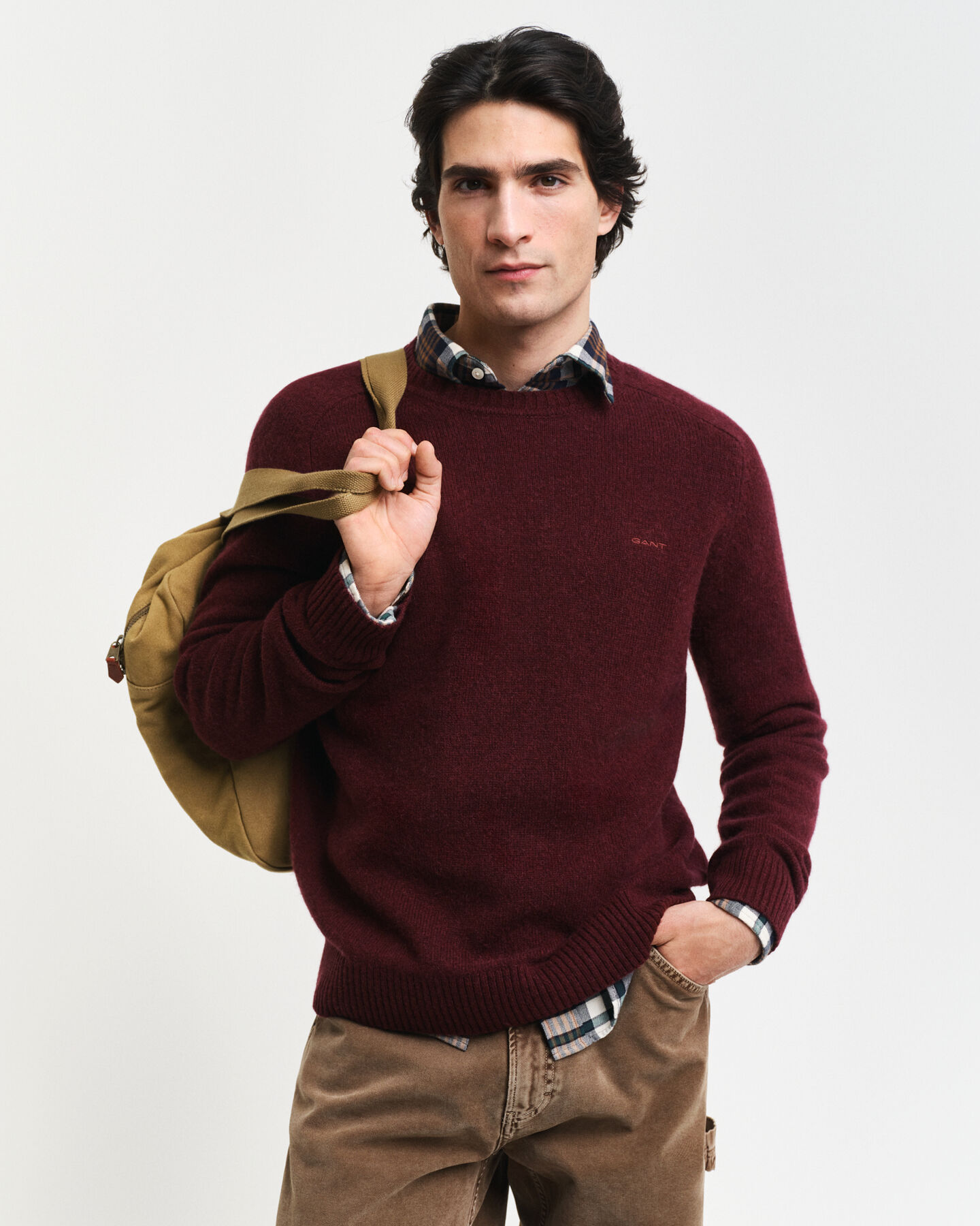 Tr&ouml;ja med rund halsringning i ullblandning