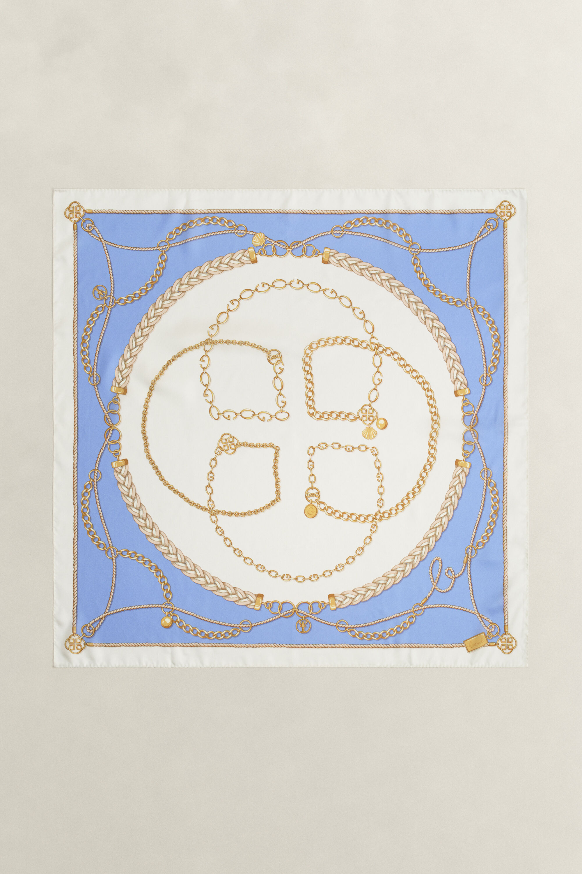 Kedjemönstrad sidensjal