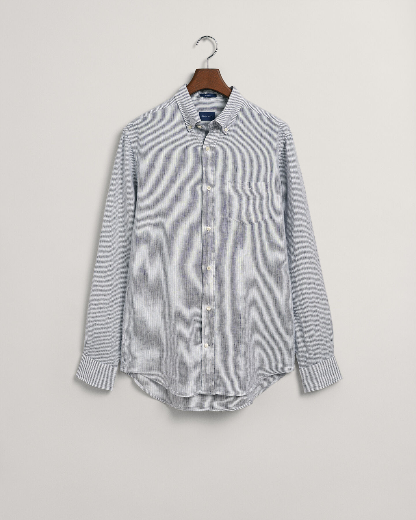 Regular fit randig linneskjorta