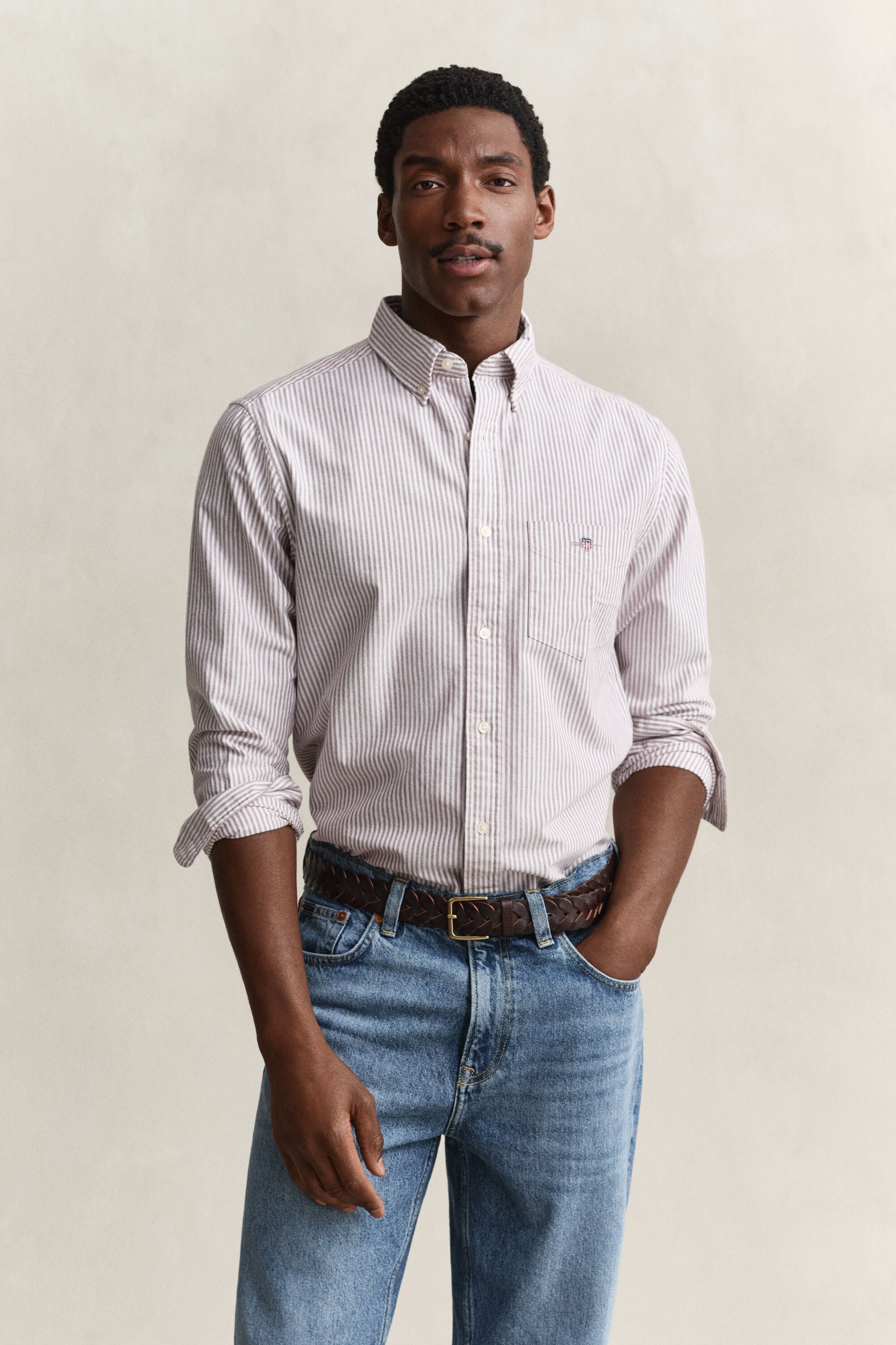 Klassisk randig oxfordskjorta med regular fit