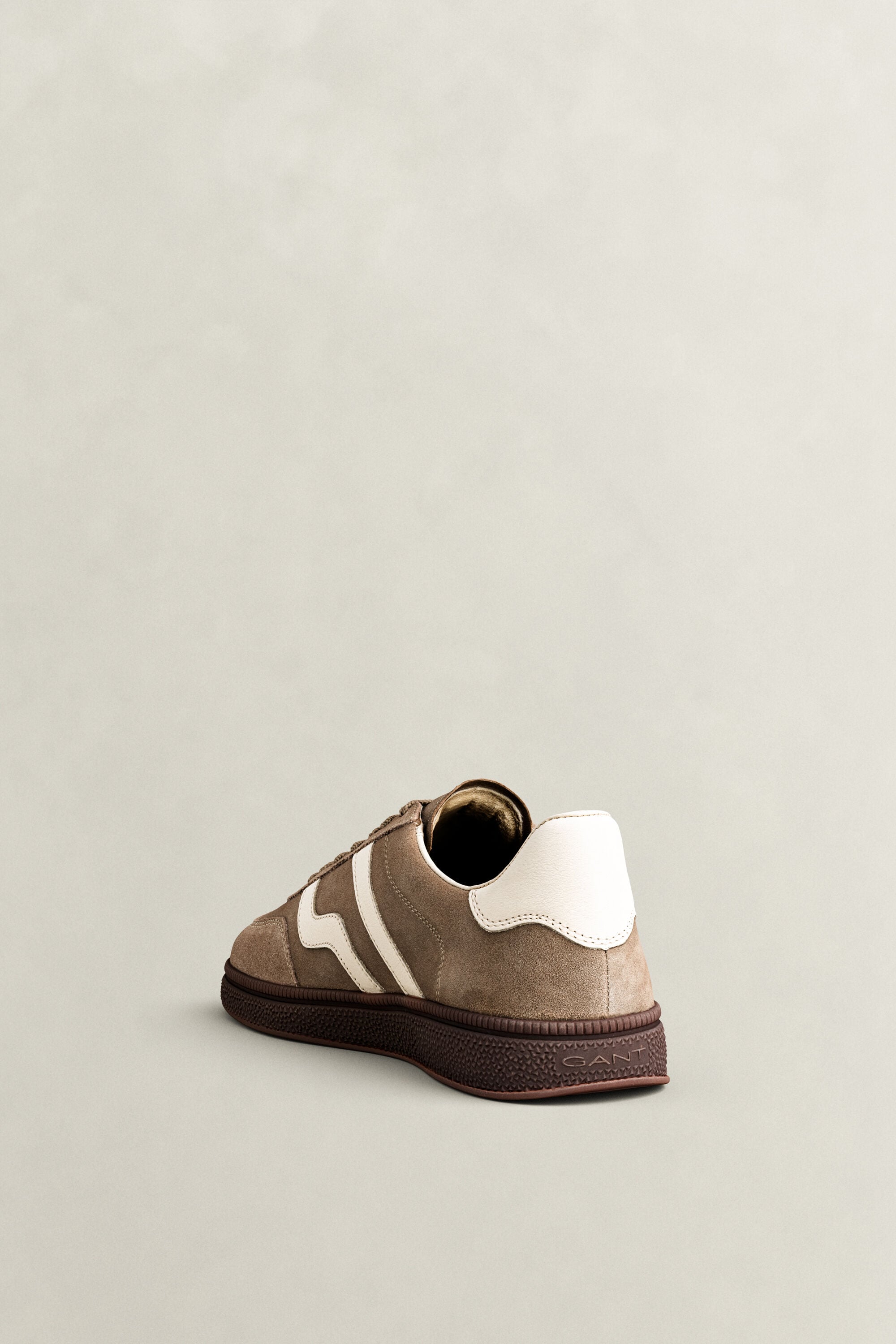Cuzmo sneakers i mocka