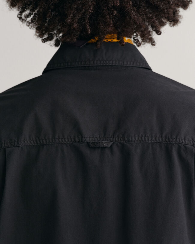 Oversized, solblekt kort&auml;rmad skjorta