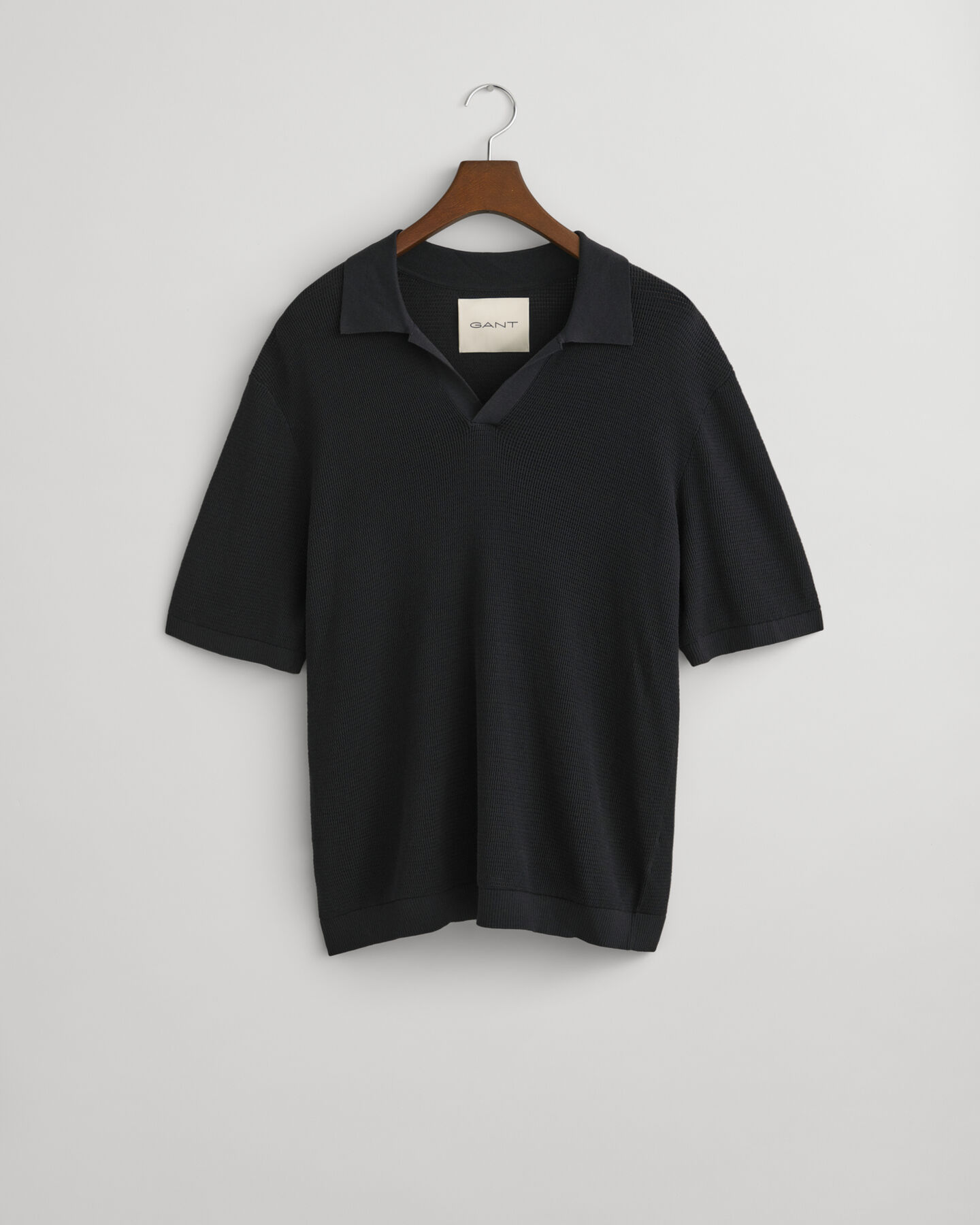 L&ouml;sstickad pik&eacute;tr&ouml;ja