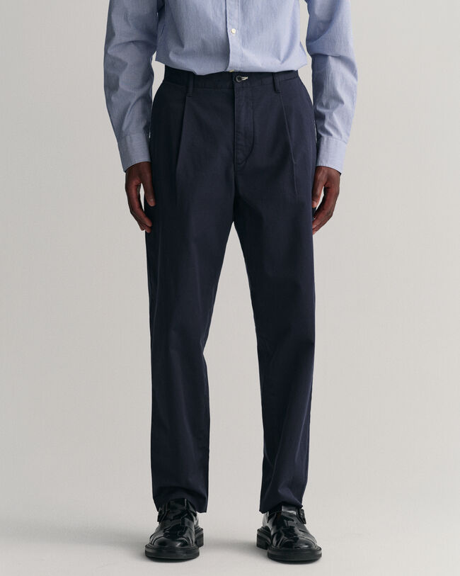 Slim fit twillchinos med veck