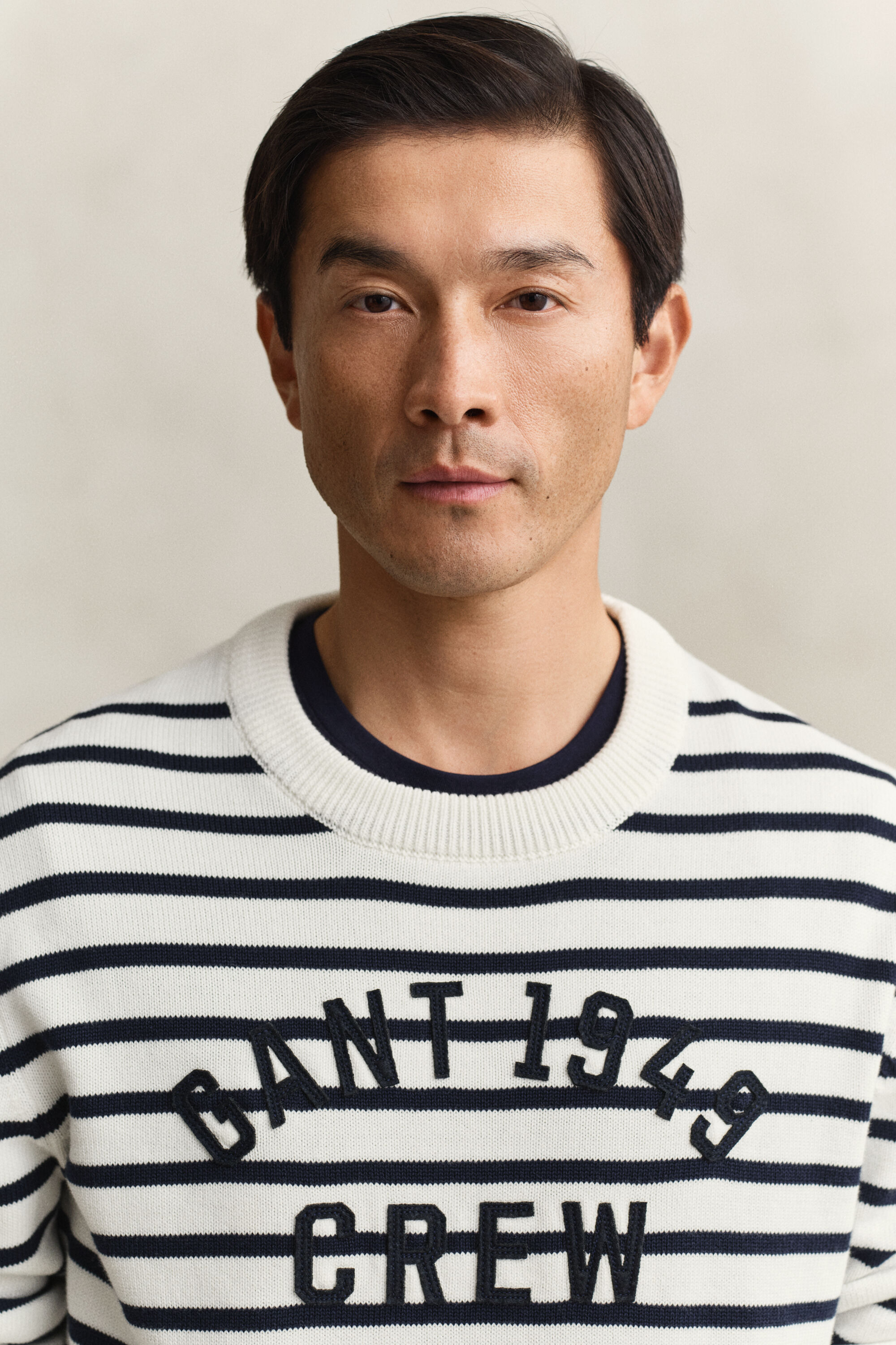 Tröja med marininspirerade ränder