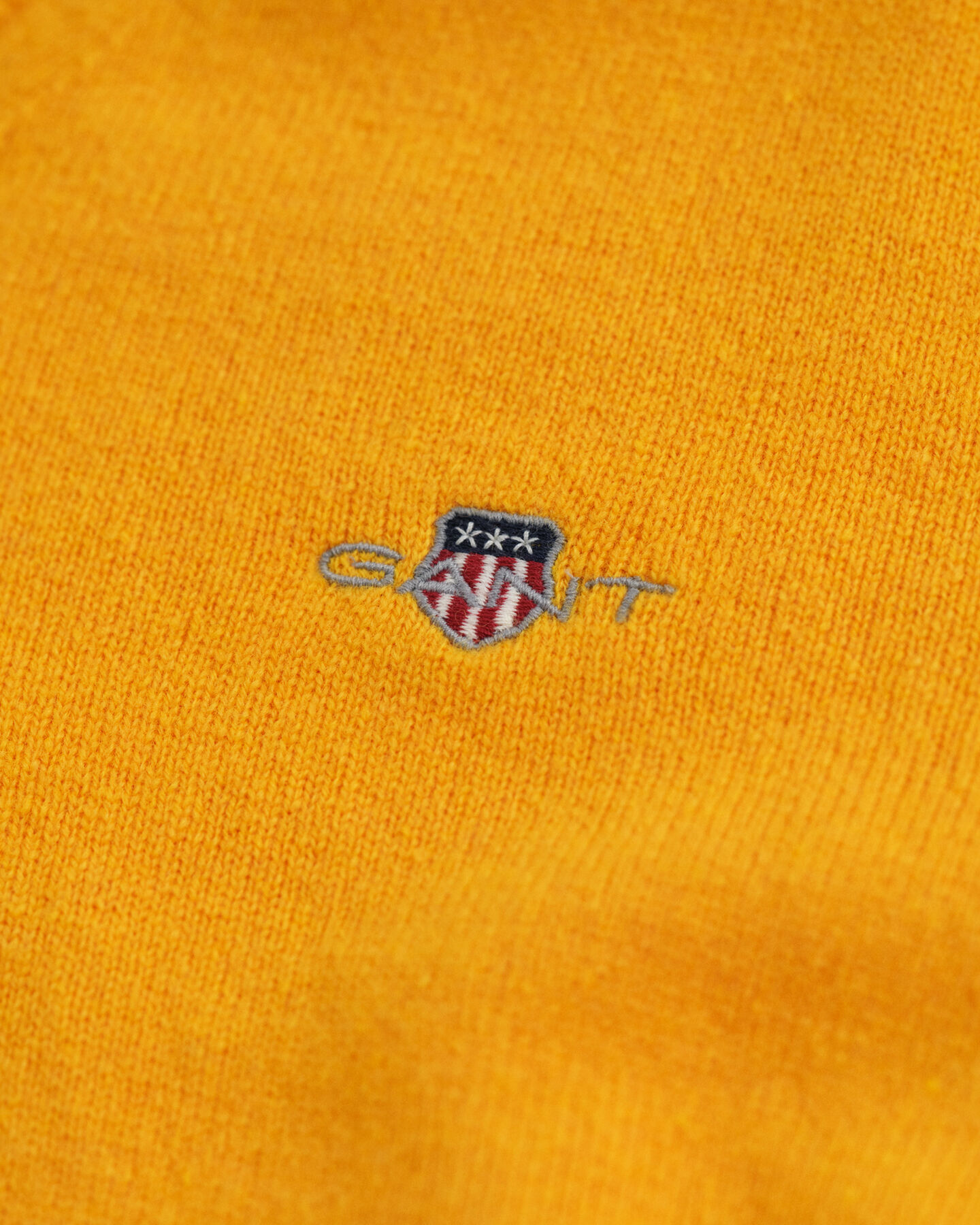 V-ringad tröja i superfin lammull