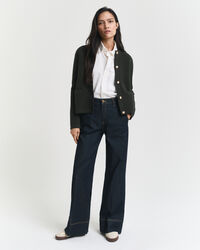 Kontrastfärgad stickad kofta