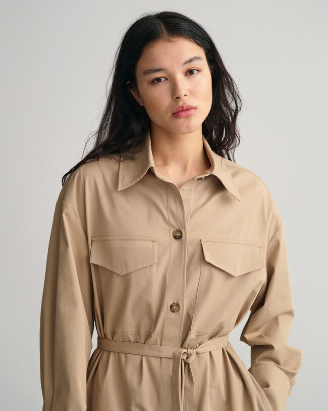 L&aring;ng skjortkappa