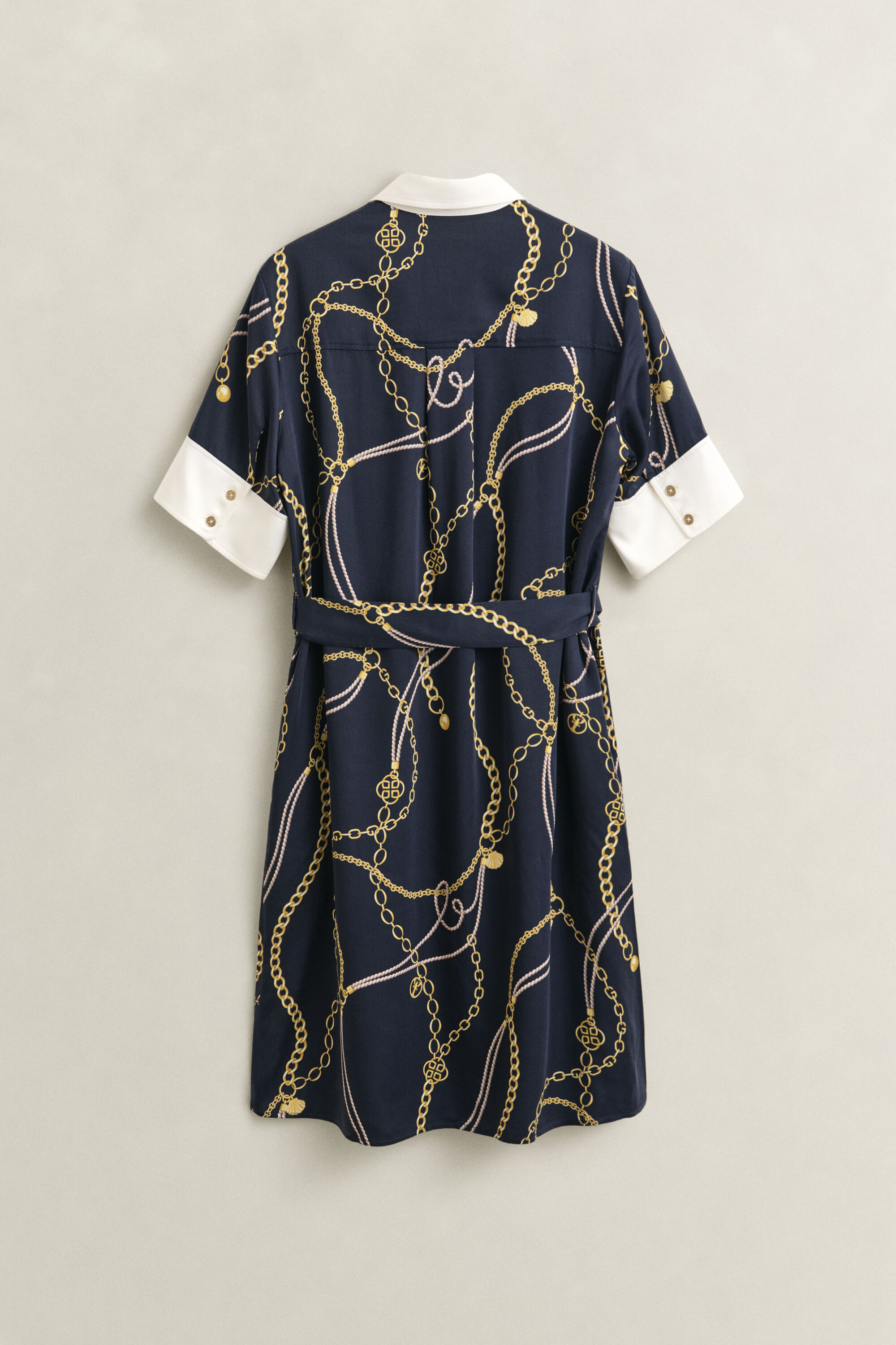 Kontrastfärgad skjortklänning