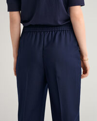 Avsmalnande dra på-byxor