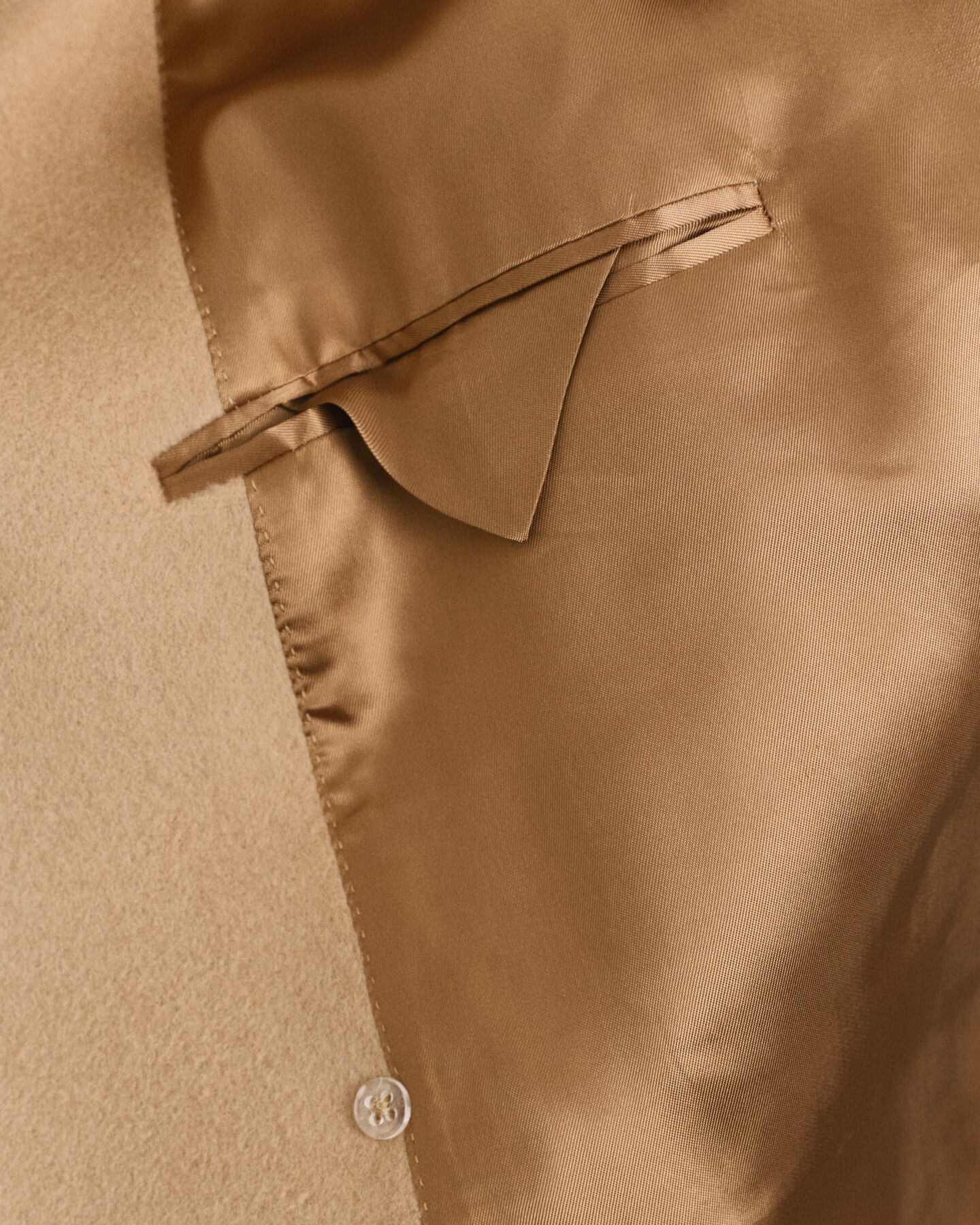 Yllerock med dubbelknäppning