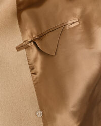 Yllerock med dubbelknäppning