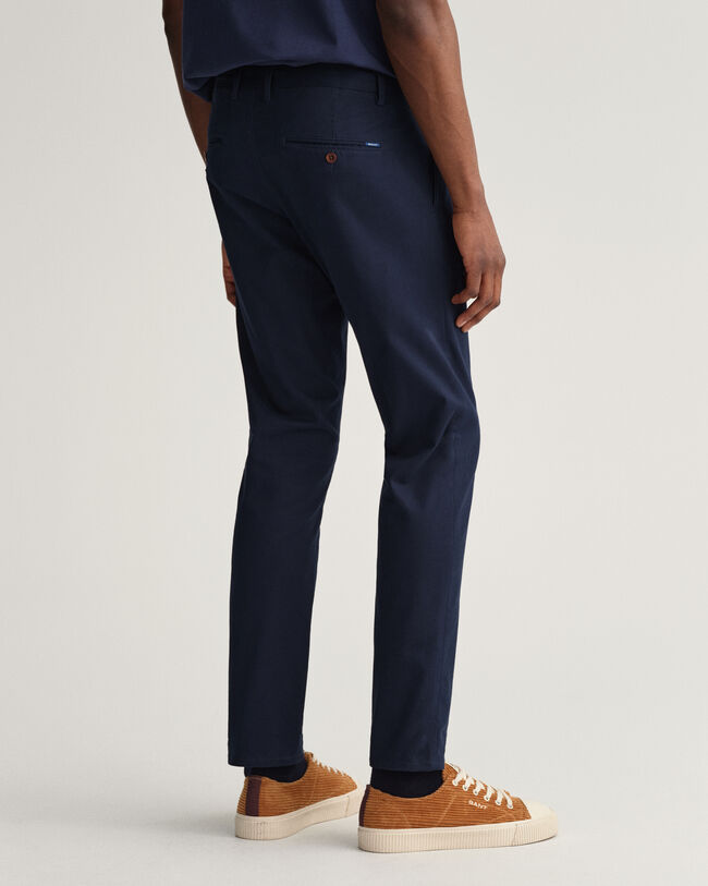 Hallden slim fit Tech Prep™ chinos