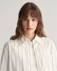 Relaxed fit Luxury kort&auml;rmad randig oxfordskjorta