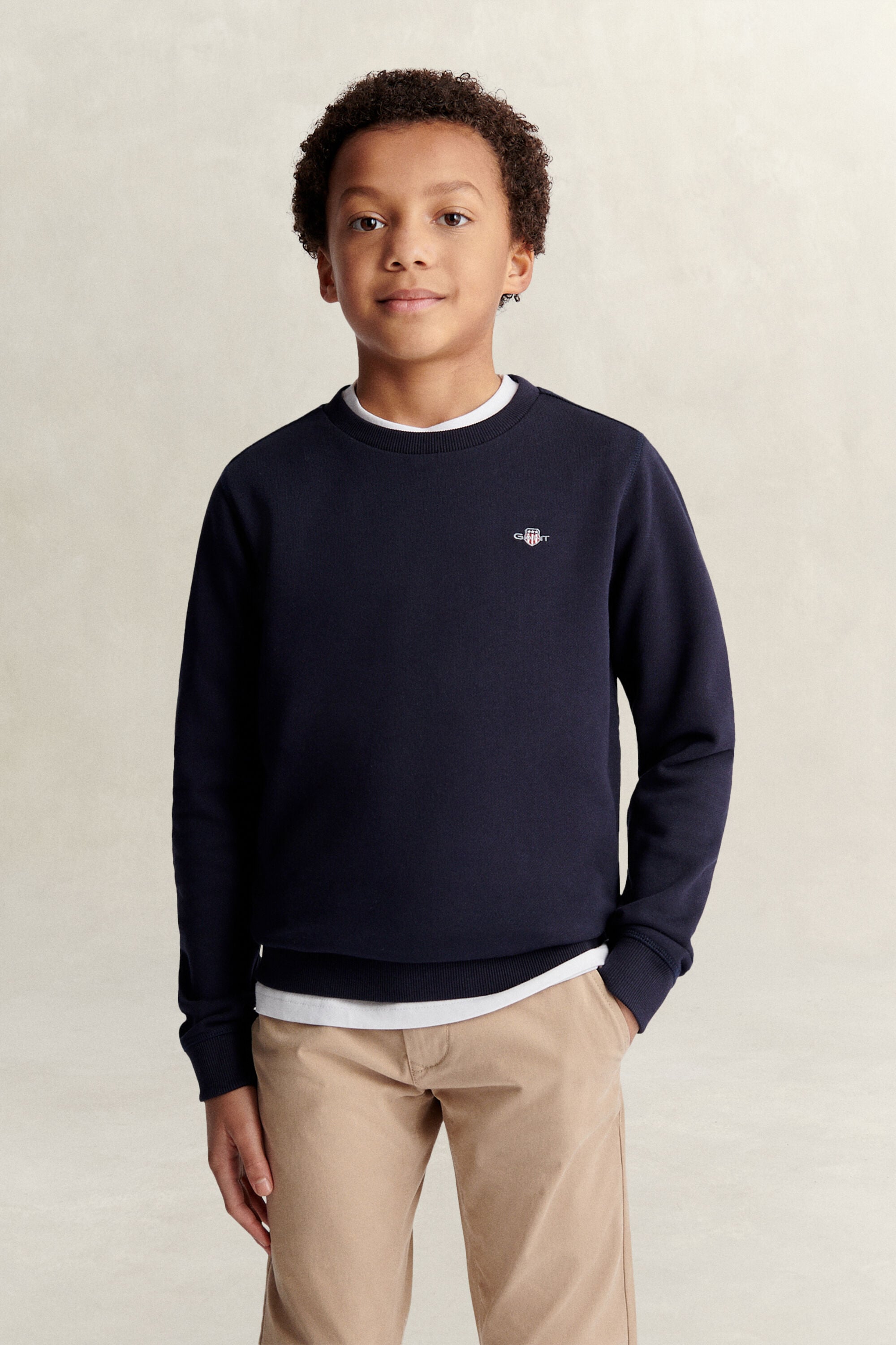 Teens sweatshirt med sköldemblem