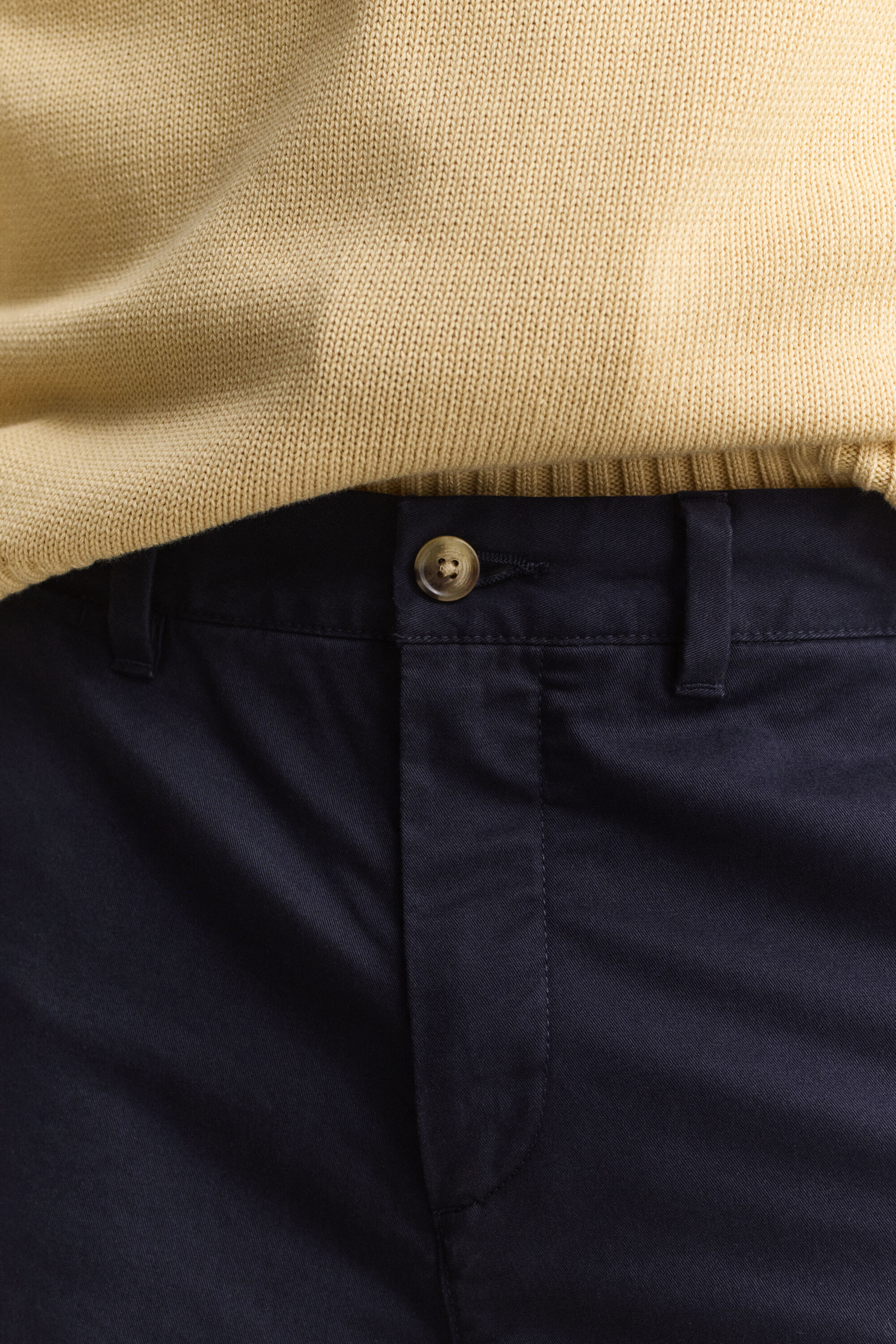 Klassiska chinos med regular fit