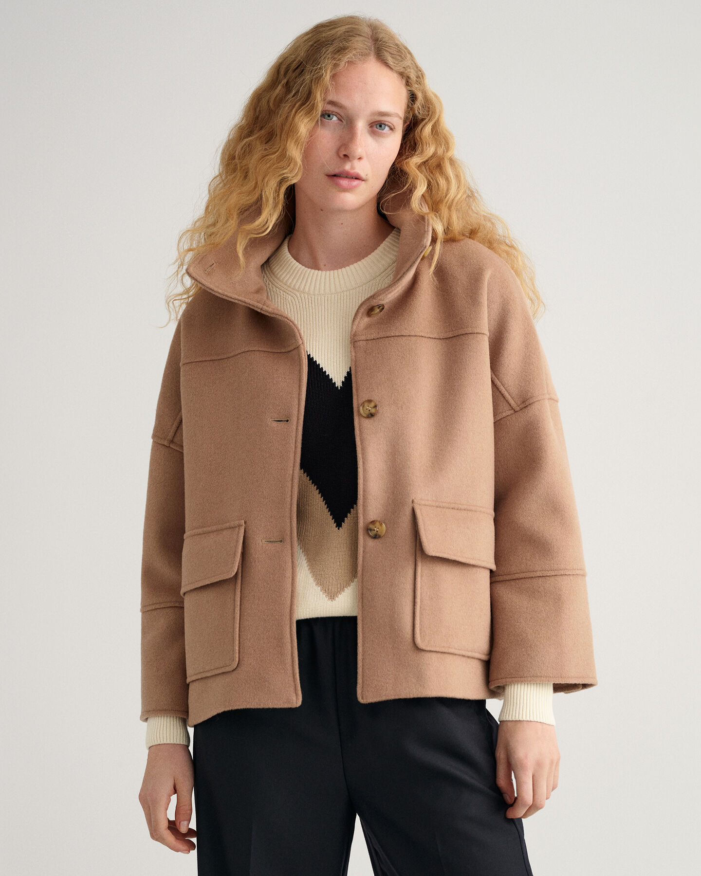 Cropped jacka i ullblandning