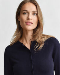 Tunn rundhalsad kofta