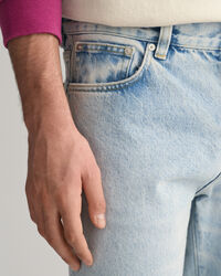 Loose Fit ljustvättade jeans