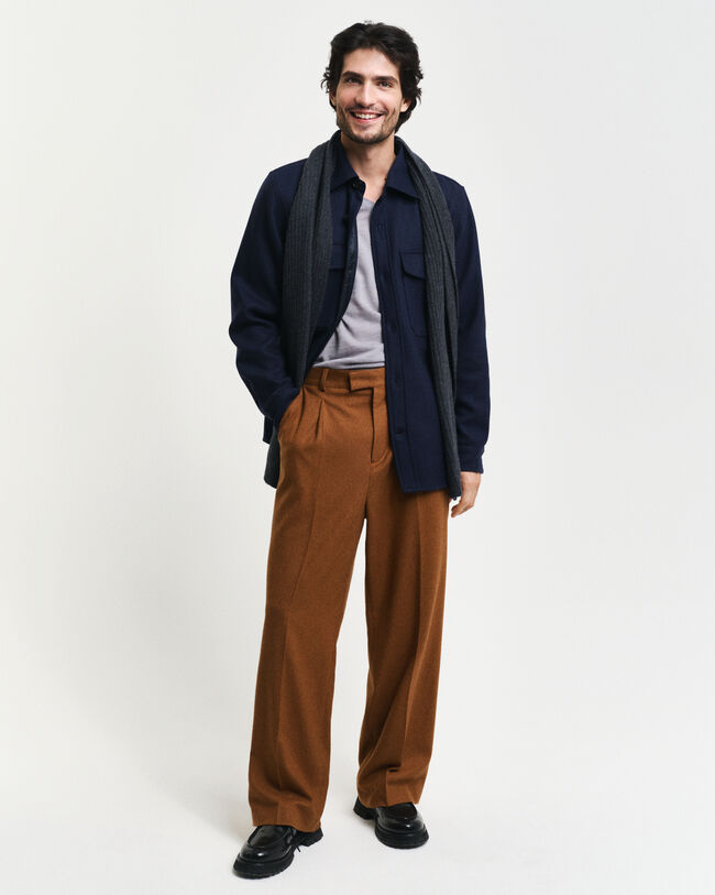 V-ringad tröja i extra fin merinoull