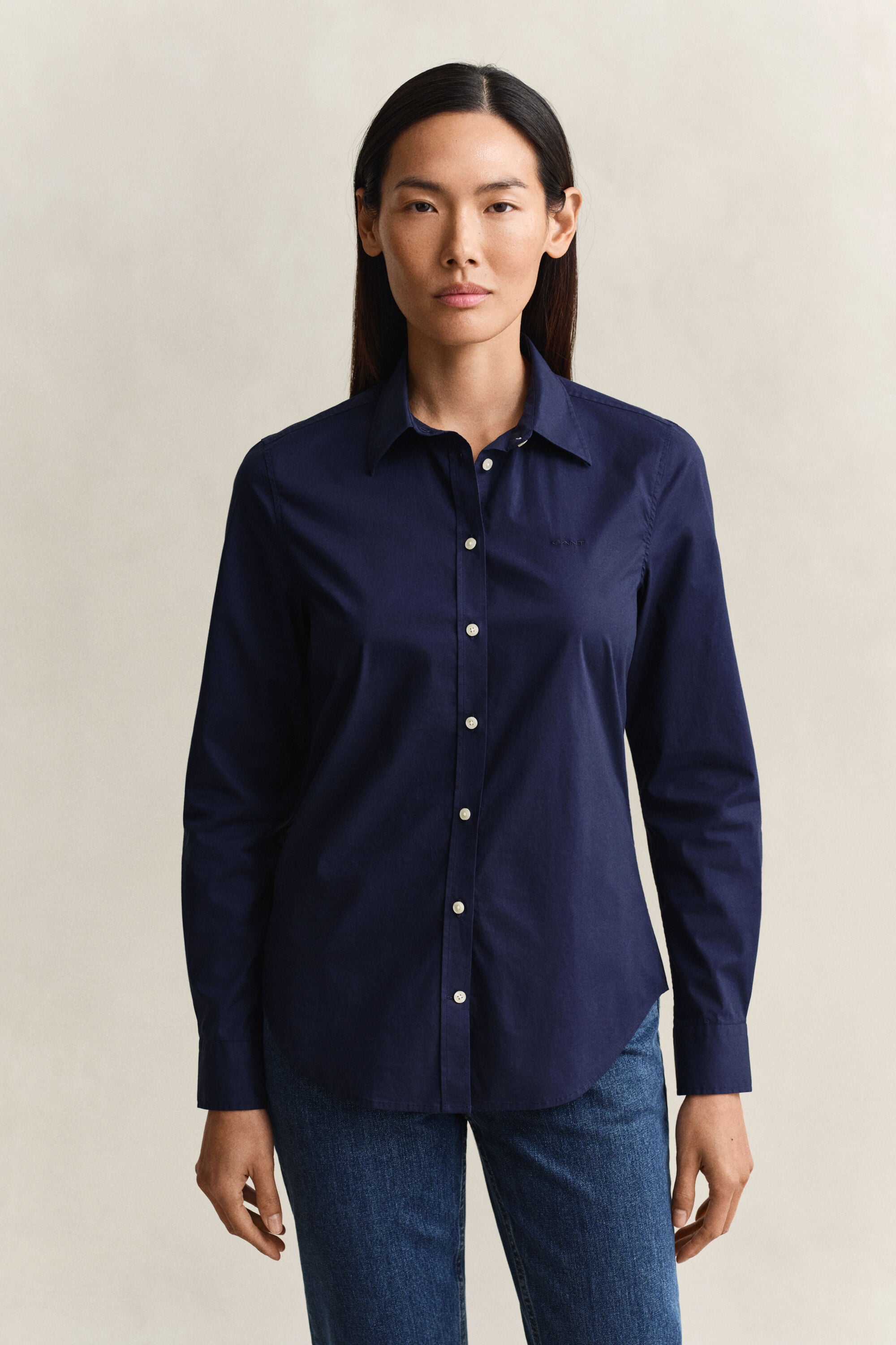 Slim fit poplinskjorta
