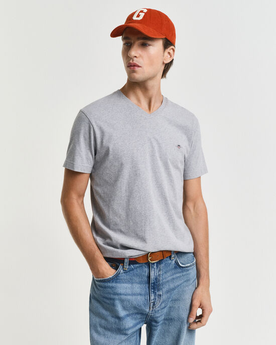 Slim fit Shield V-ringad T-shirt