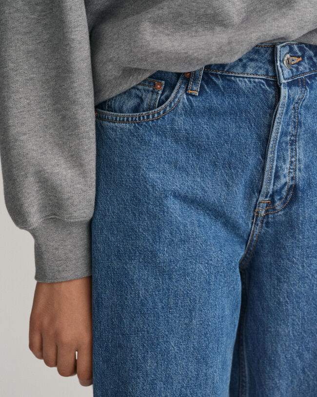 Jeans med raka, relaxed ben