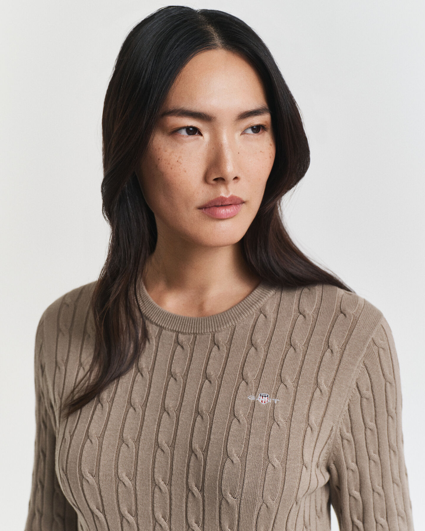 Kabelstickad klänning med rund halsringning i bomullsstretch