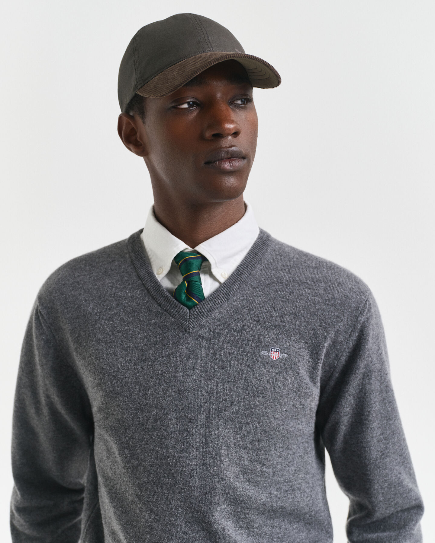 V-ringad tröja i superfin lammull