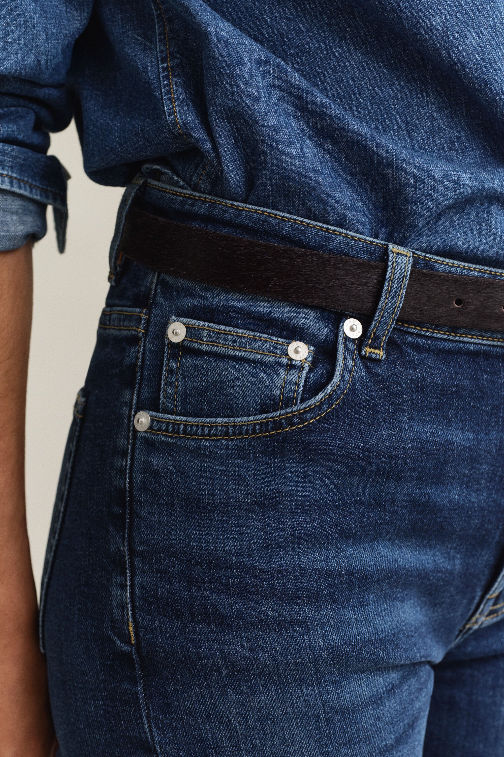 Utställda stretchjeans