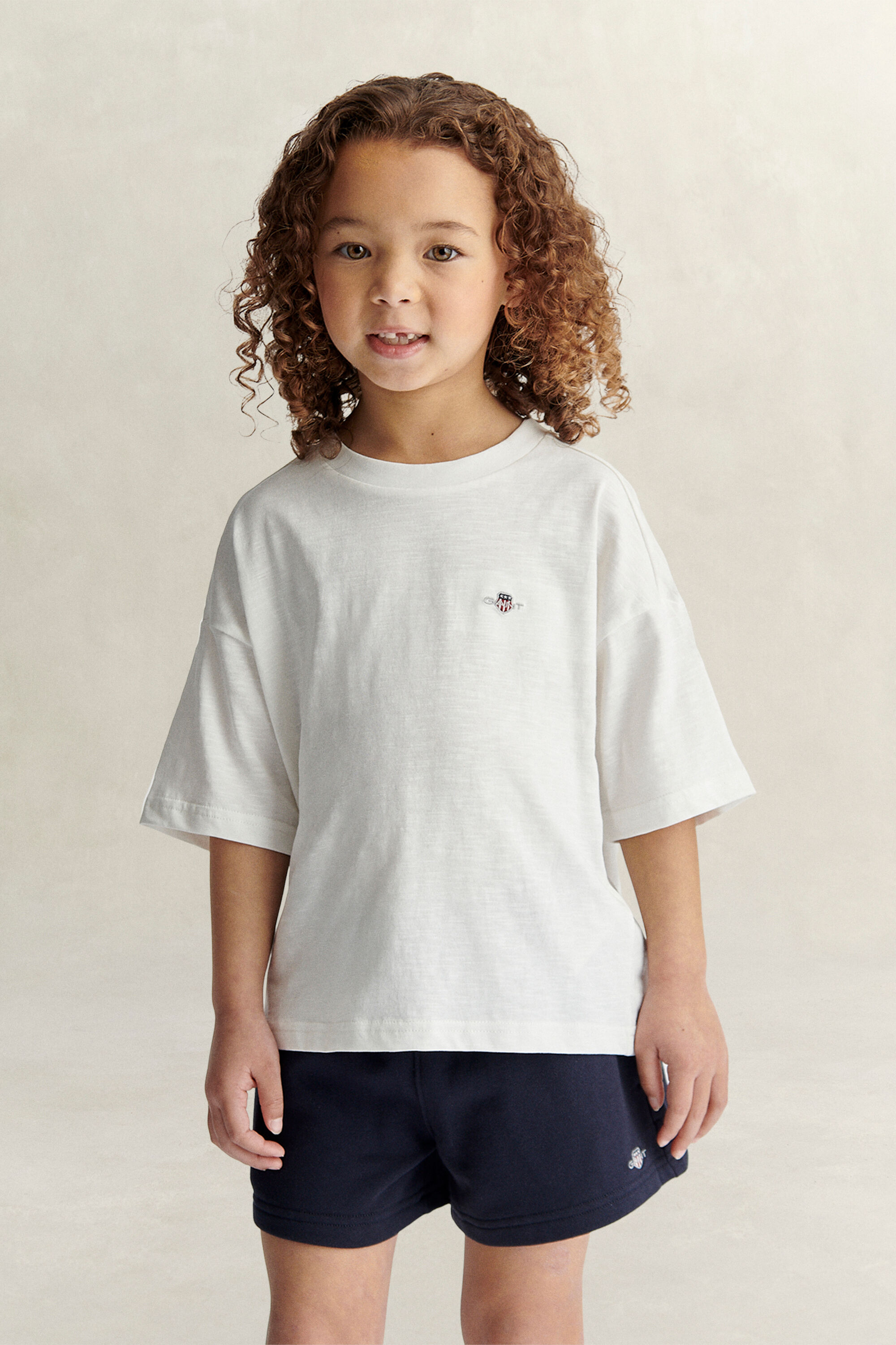 Girls T-shirt med sköldemblem