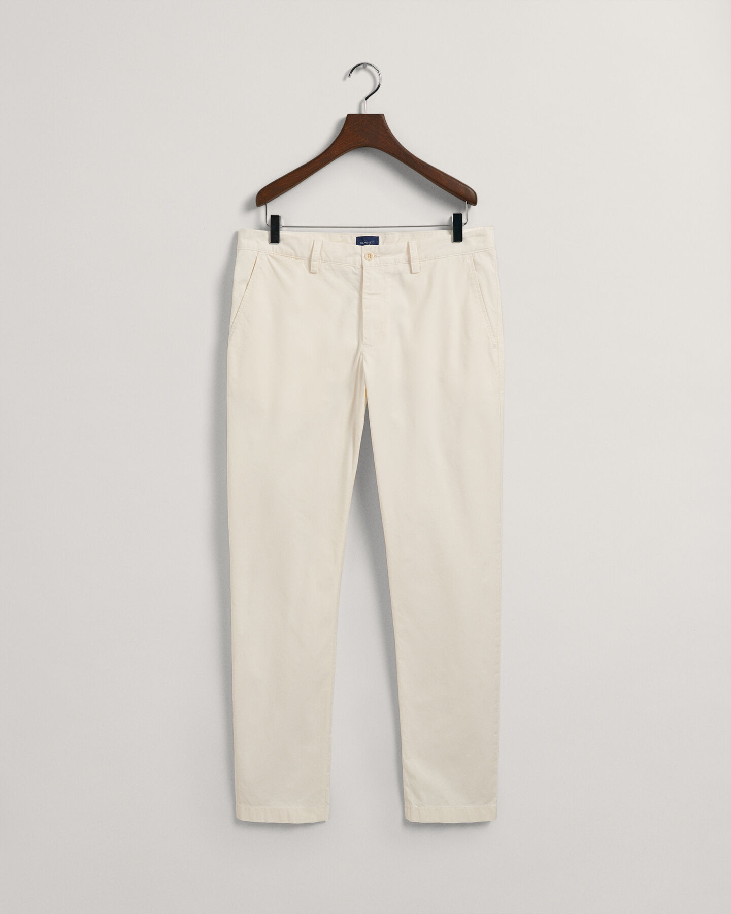Hallden Slim fit Sunfaded chinos
