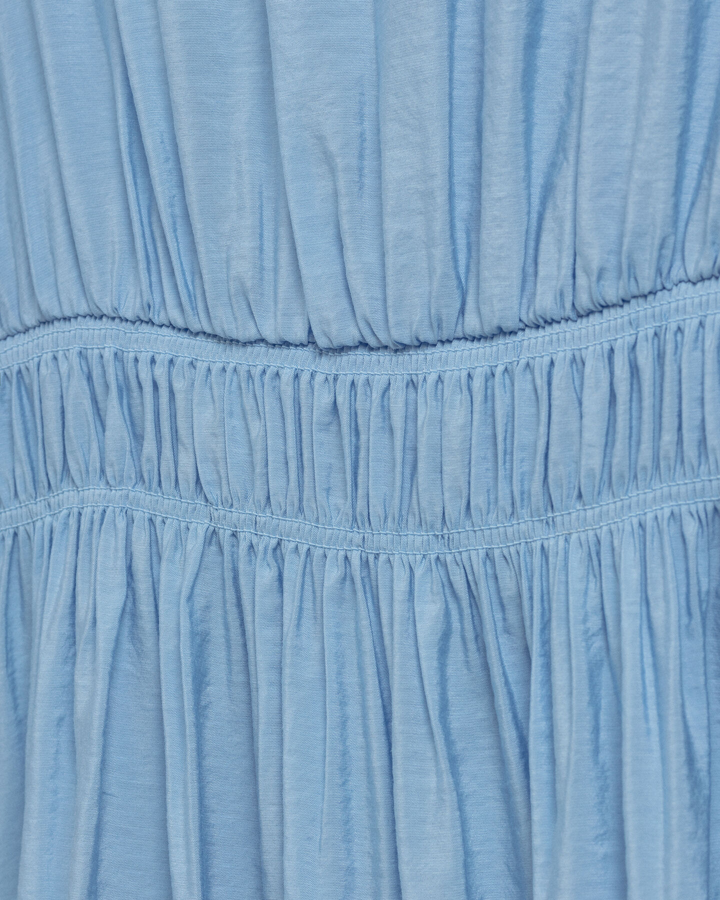 Flounce klänning med puffärm