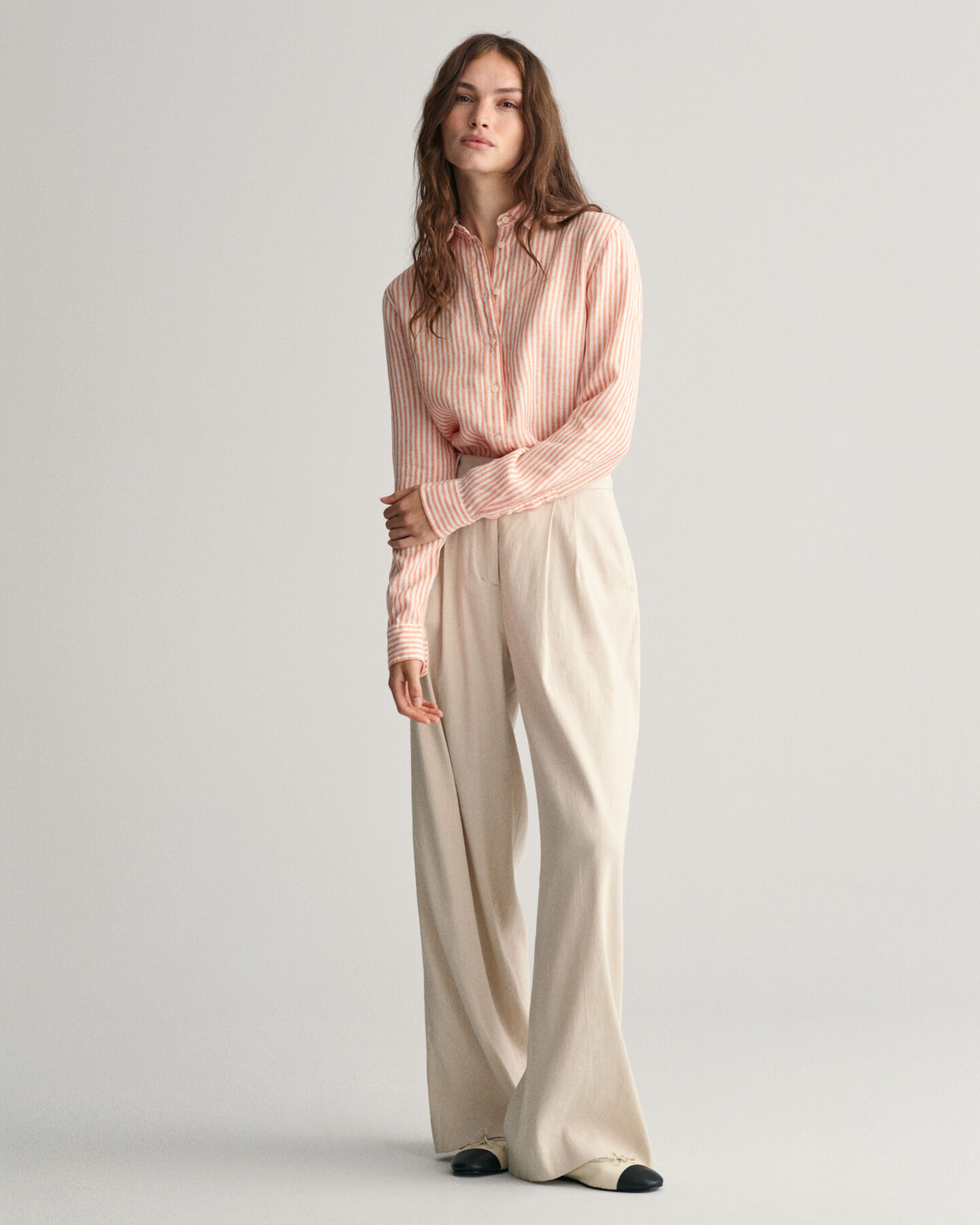 Regular fit randig linneskjorta