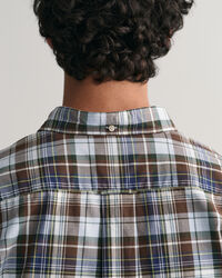 Regular fit poplinskjorta med mellanstora rutor