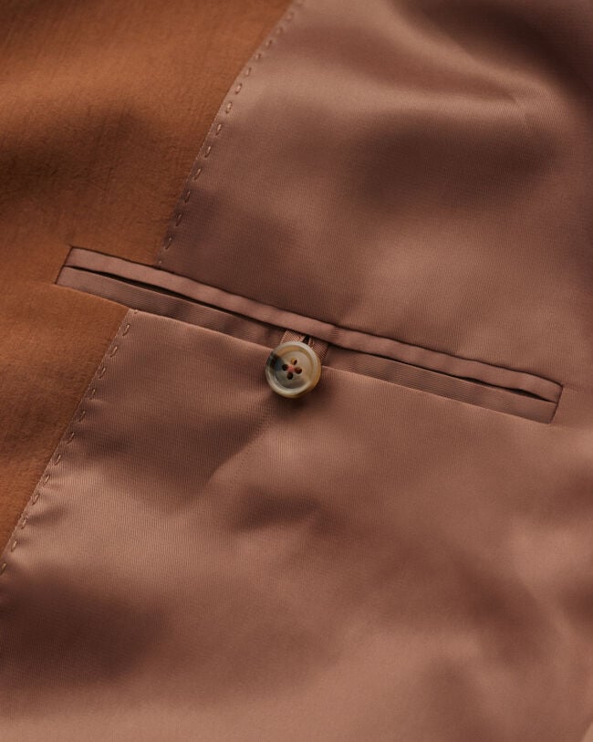 Relaxed fit kostymkavaj i silke