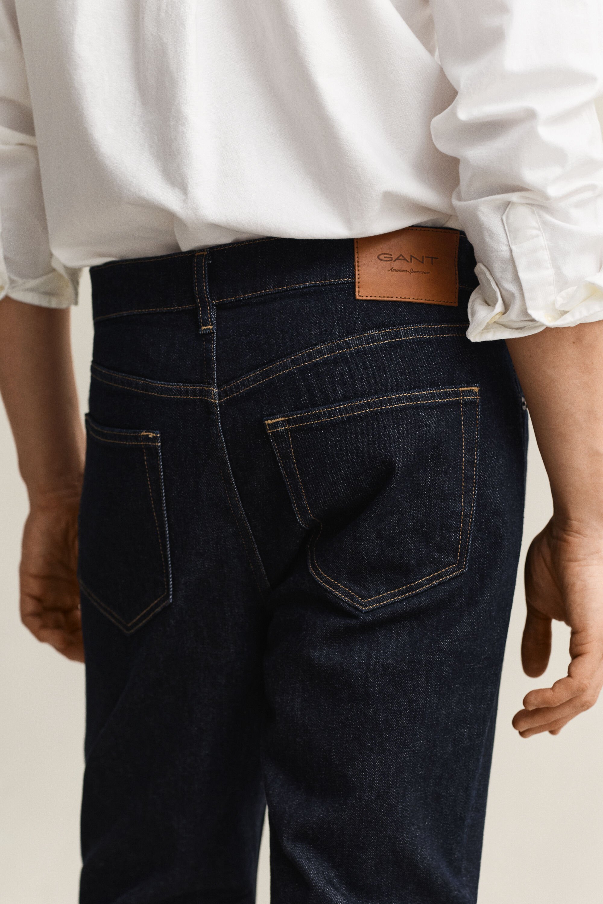 Slim fit jeans i stilren tvätt