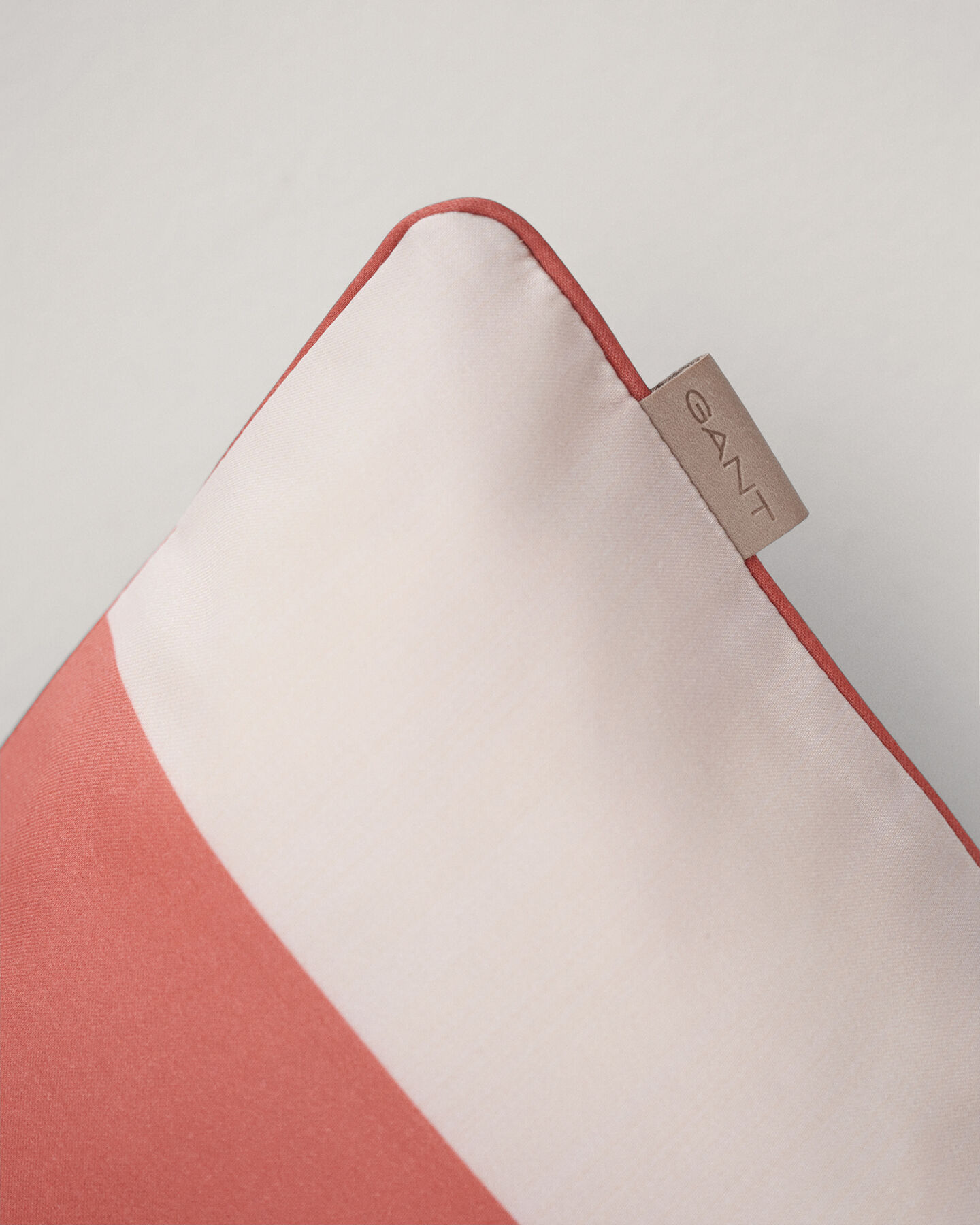 Bold Stripe kuddfodral