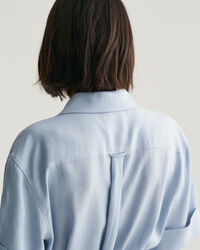 Kort&auml;rmad skjortkl&auml;nning med fickor