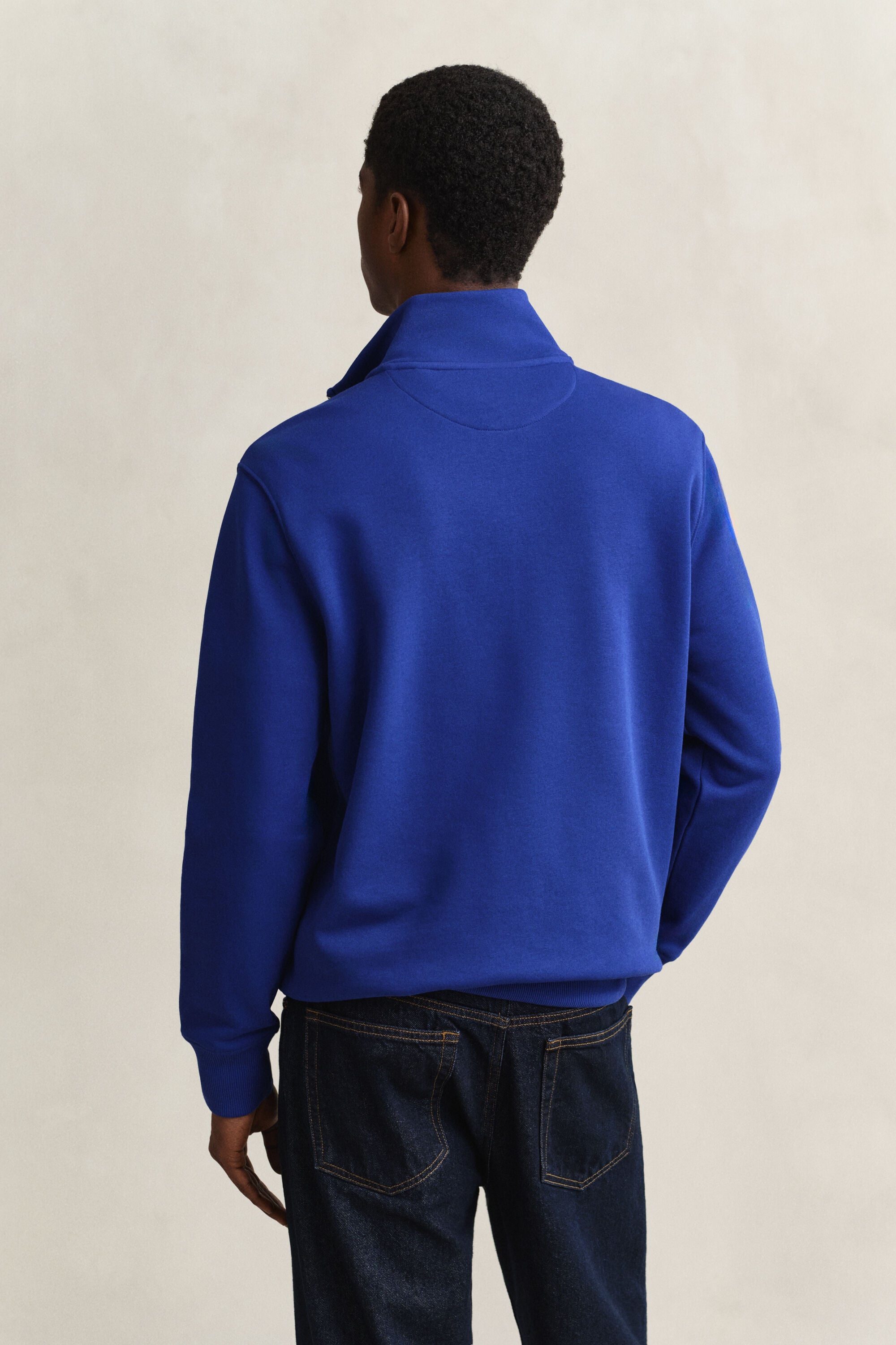 Shield sweatshirt med dragkedja vid halsöppningen