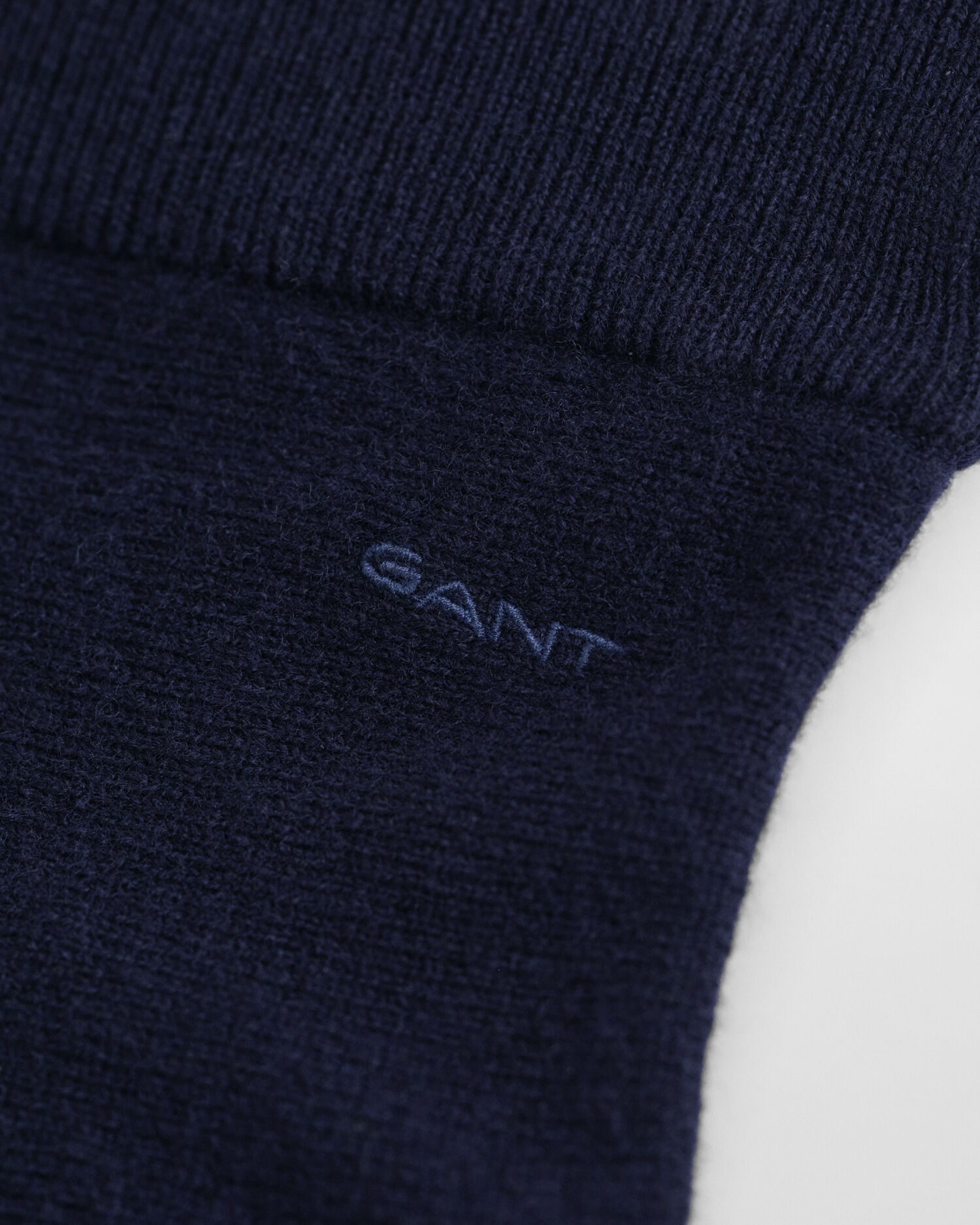 Kjol i superfin lammull