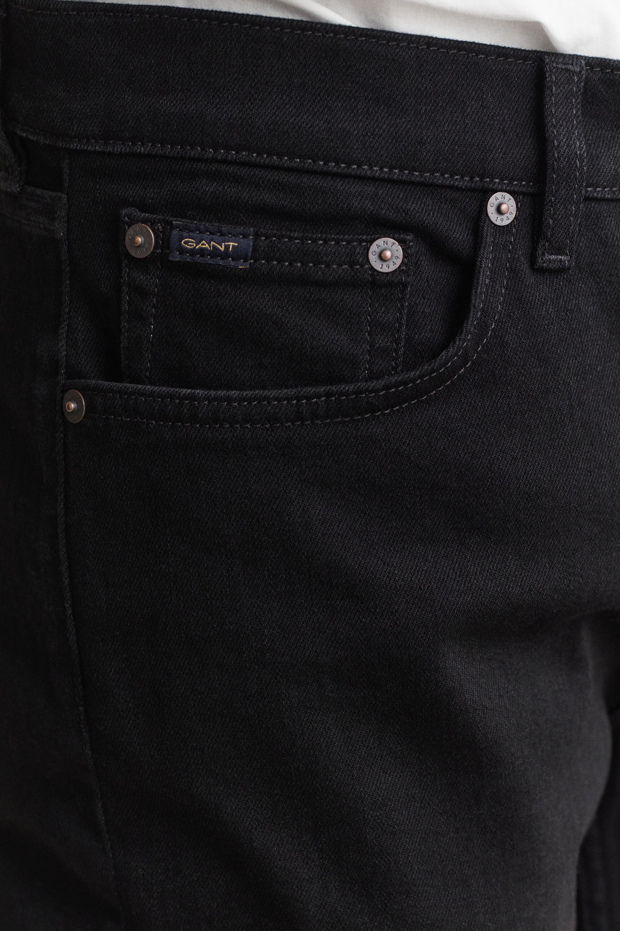 Slim fit jeans i stilren tvätt