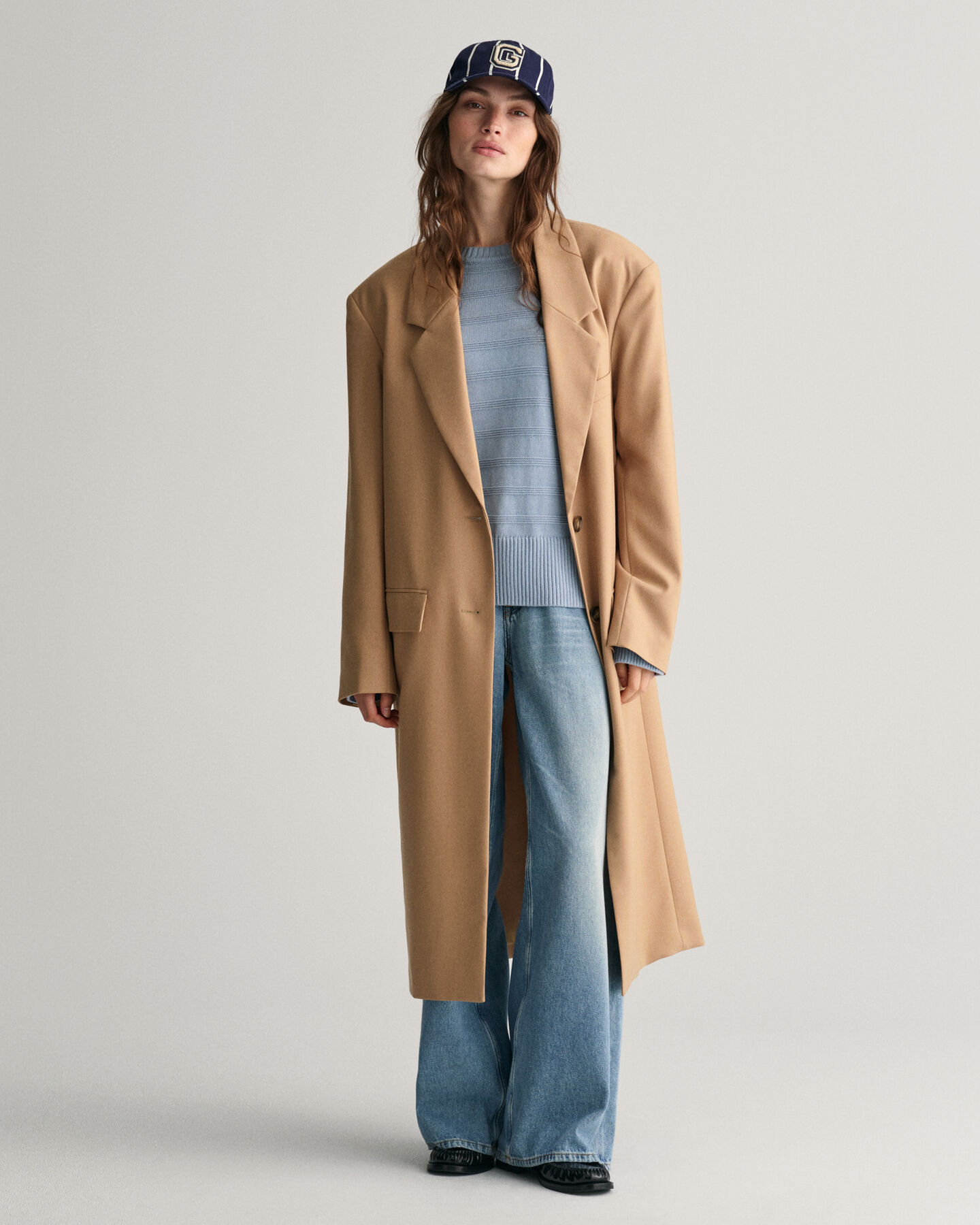 Rundhalsad bomullstr&ouml;ja med r&auml;nder ton i ton